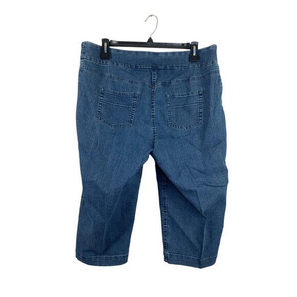 Westbound Women's Denim Capris - Picture 2 of 7